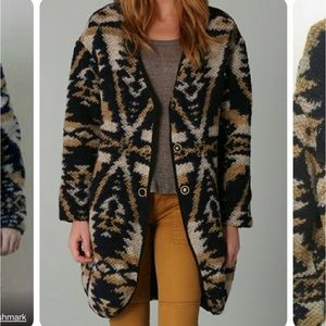 TEXTILE by Elizabeth and James Dakota coat